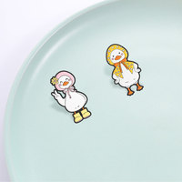 Bros Enamel Figur Bebek Bergaya Unik, Lencana Logam Hewan yang Menarik untuk Dekorasi Pakaian dan Tas Ransel, Ornamen yang Menarik Perhatian