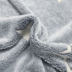 Di alta Qualità Super Soft Velluto Accogliente Stella Brillante Luminoso Tiro Glow in The Dark Coperta di flanella - Product Image 3