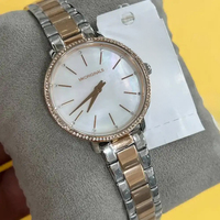 Montre chronographe pour femme en quartz argent et or rose 32 mm 18 mm, affichage à double aiguille, index en forme de barre, boîtier et bracelet en acier inoxydable