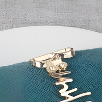Cincin Serbet Besi Motif Bunga DIY Huruf Emas untuk Dekorasi Meja Hotel, Pesta Pernikahan