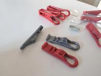 Assemblage automatique de goupille d'agrafe de tissu de pince de vêtements faisant produire la machine