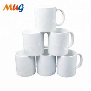 Vente en gros de tasses à café en céramique blanches personnalisées de 11 oz avec logo imprimé par sublimation <span class=keywords><strong>pour</strong></span> Noël - Product Image 6