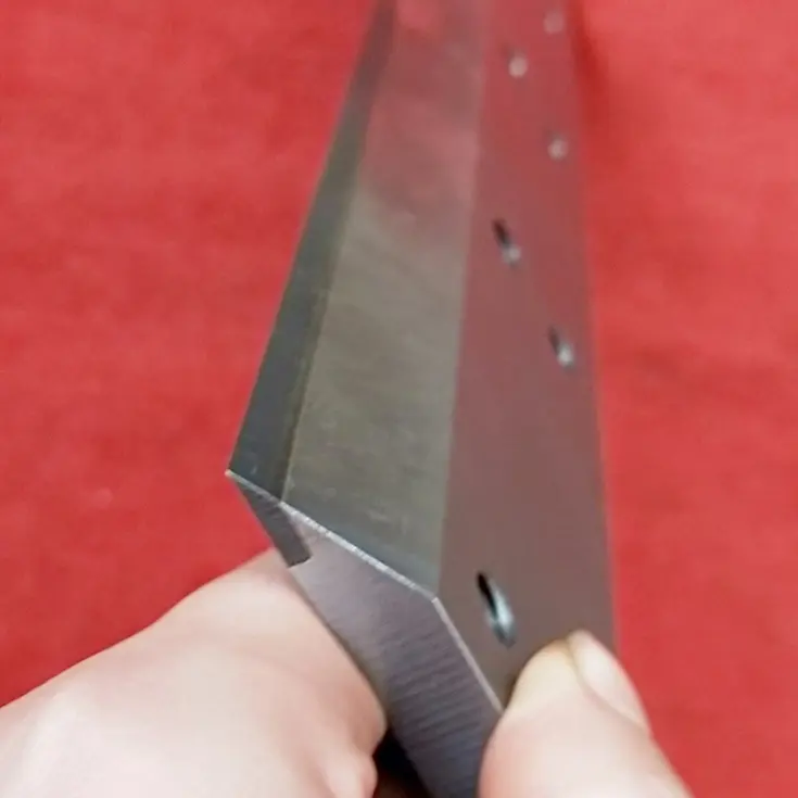 ポーラーマシンのグレーボード用の最高の耐久性のあるストレートギロチン紙カッティングブレードナイフ