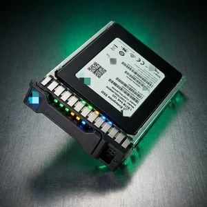 PM1753 U.2 3.84T V8 MZWL93T8HFLT-00AW7 pour les disques durs SSD des serveurs - Product Image 2