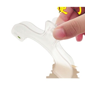 Memo Clip Transparent Plastic 7 Inch Strong Hold For Papers Notes Student Use - Product Image 5