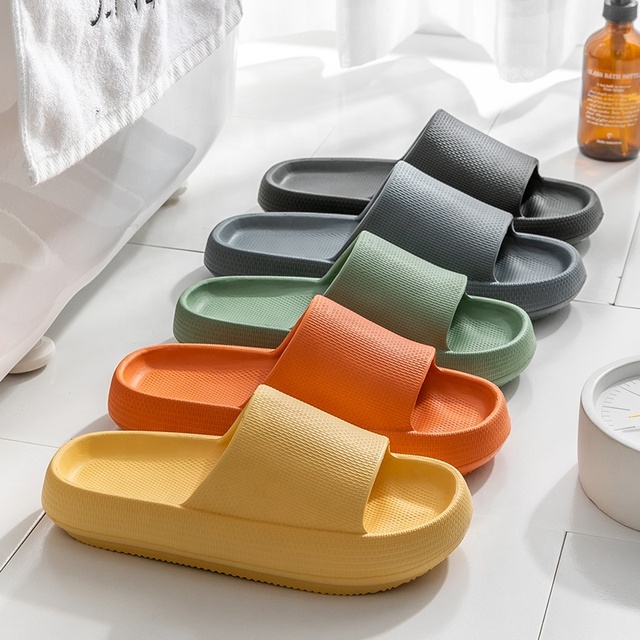 Home Slippers Thick Platform Bathroom Cloud Wen Slippers Non-slip Flip Flops Woman Sandals Fashion EVA Indoor Slides