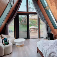 Villa de luxe moderne en structure préfabriquée en acier de type A, design de maison préfabriquée triangulaire