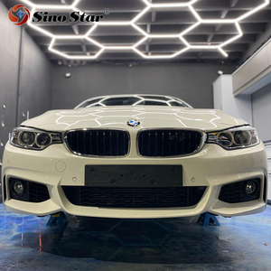 Éclairage haut <span class=keywords><strong>de</strong></span> gamme pour salles d'exposition automobiles, vente en gros d'éclairage <span class=keywords><strong>de</strong></span> <span class=keywords><strong>garage</strong></span>, barre lumineuse LED en nid d'abeille en PC, logo personnalisé, personnalisable gratuitement ETC202 - Product Image 4