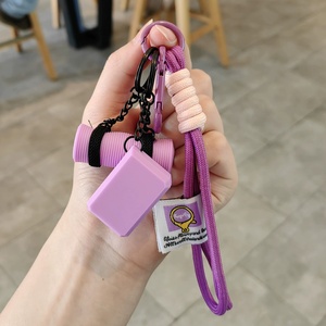 Sangle de téléphone tressée décorative pour les amateurs de mode et de sport, breloques pour sac à dos de sport, chaîne de téléphone, porte-clés mignon pour tapis de yoga, cadeau pour filles - Product Image 1