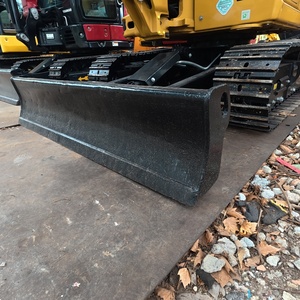 เกือบใหม่เอี่ยม ใช้งานน้อย รถขุดไฮดรอลิกตีนตะขาบ Caterpillar 303C ขนาด 3 ตัน สำหรับงานเกษตร/งานบ้าน - Product Image 2