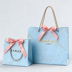 <span class=keywords><strong>Sac</strong></span> en papier de luxe avec poignée torsadée pour fleurs, sacs en papier horizontaux personnalisés <span class=keywords><strong>Victoria</strong></span> <span class=keywords><strong>Secret</strong></span> pour bijoux, bouteilles de vin - Product Image 1