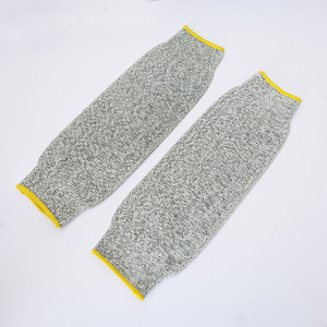 Protectores de Brazo Resistentes a Cortes Qinfan Nivel 5, Mangas de Seguridad de Fibra HPPE para Soldadura, Resistentes a la Abrasión para Jardinería y Poda - Product Image 2