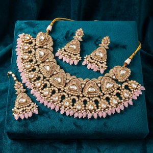 Conjunto de Collar Choker Kundan Chapado en Oro Antiguo Tradicional Indio con Cuentas de Piedras Preciosas Color Lavanda Púrpura, Conjunto de Joyería Nupcial con Pendientes - Product Image 2
