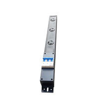Équipement de distribution d'énergie industrielle Prise PDU à 3 prises avec interrupteur à air 3P Bande d'alimentation industrielle de protection de l'armoire