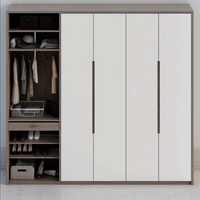 Armoire avec poignées et miroir, style minimaliste, MDF blanc, chambre principale, chêne naturel, bois massif