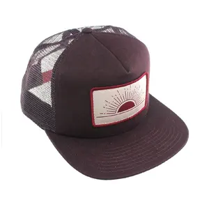 Factory Wholesale Sponge Net Hat Customized Logo Embroidered Baseball Hat