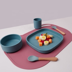 Petit bol en Silicone souple et antidérapant pour enfant en bas âge, tapis de <span class=keywords><strong>plaque</strong></span> en Silicone, napperon d'aspiration pour bébés et tout-petits - Product Image 5