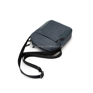 Sac à bandoulière en nylon tendance, résistant à l'eau, durable, avec fermeture éclair, doublure en polyester, pour le bureau, les affaires, les occasions décontractées, etc. - Product Image 5