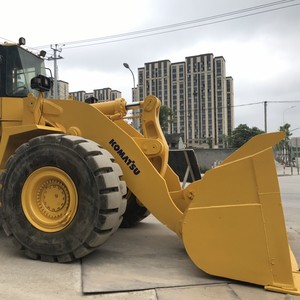 Komatsu <span class=keywords><strong>WA600</strong></span> original a utilisé la chargeuse sur pneus grande capacité de chargement en bon état - Product Image 4