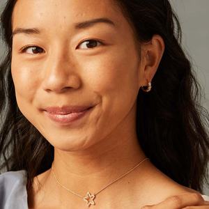 Aros Pequeños Estilo Huggie con Estrella de Gemnel, Joyería de Latón, Fabricación de Joyería con Circonita, Joyería de Latón Chapada en Oro, Aretes de <span class=keywords><strong>Aro</strong></span> con Estrella - Product Image 6