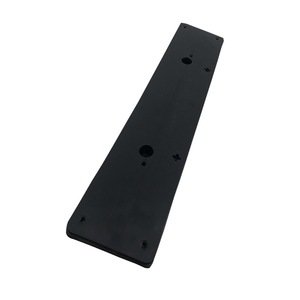 กรอบยึดป้ายทะเบียนสำหรับเมอร์เซเดส-เบนซ์ W166 GL350 GL400 ระยะห่างรู 200 มม. แบบฝังพลาสติก - Product Image 1