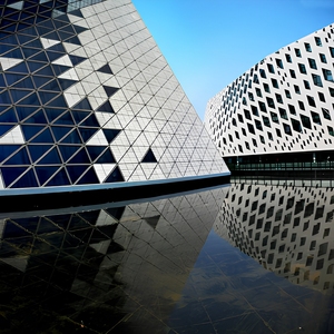 Panneau de façade en maille d'aluminium perforé, épaisseur personnalisée, revêtement extérieur de bâtiment pour immeuble de bureaux - Product Image 3