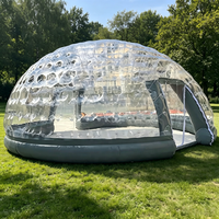 Tente transparente imperméable commerciale sur mesure, dôme gonflable de 6 m avec base robuste, énorme igloo panoramique pour les activités de plein air