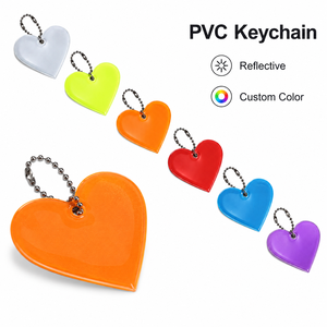 Llavero Reflectante de PVC en Forma de Corazón con Logotipo Personalizado, Etiqueta de Seguridad Nocturna, Colgante Pequeño y Ligero, Regalos Promocionales al por Mayor - Product Image 1