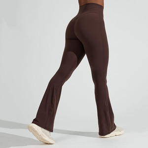 Set di Reggiseno Sportivo e Leggings Traspiranti con Logo Personalizzato, Vendita all'Ingrosso - Product Image 3