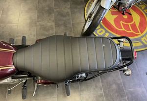 PRONTA ALL'USO: ULTIME OFFERTE 2025 - Moto Cruiser <span class=keywords><strong>Royal</strong></span> <span class=keywords><strong>Enfield</strong></span> <span class=keywords><strong>Bullet</strong></span> 350 Marrone in Vendita - Product Image 2