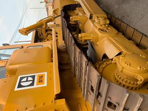 รถปราบดินตีนตะขาบ D7G-1มือสองราคาถูกขายคุณภาพสูงจากญี่ปุ่น - Product Image 2