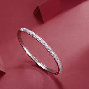 Bracelet de luxe en moissanite S925, design élégant, exceptionnel pour un retour de lumière maximal, idéal pour le quotidien et les soirées, livraison rapide, certifié GRA - Product Image 2