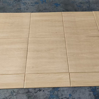 Dalles de sol en mousse souple anti-choc de haute qualité, revêtement de sol en caoutchouc pour salle de sport, tapis en PVC expansé à grain de bois pour salle de jeux