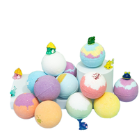 Bombes de bain aux huiles essentielles biologiques multicolores en boîte et boules de sel effervescentes - Relaxation spa pour usage domestique