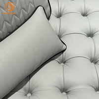 Canapé en cuir véritable de luxe de designer italien, unique, confortable et rembourré pour les salons de maisons et de villas