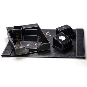 Ensemble d'accessoires de bureau en cuir PU noir, Set de 10 pièces - Product Image 1