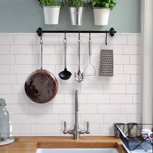 Piastrelle Bianche Effetto Metro Adesive per Cucina e Bagno Rivestimento Murale Autoadesivo Effetto 3D Fai-da-Te Impermeabile e Antimuffa - Product Image 2