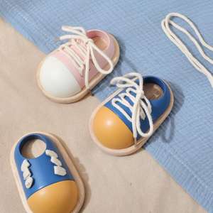 Juguete Educativo Sensorial de Madera para Atar Cordones de Zapatos JET OEM Montessori para el Desarrollo de Habilidades para la Vida de los Niños (4-6 Años) - Product Image 3