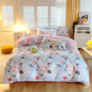 Ensemble de literie de luxe en microfibre 100% polyester, 4 pièces, motif floral moderne, doux, textiles <span class=keywords><strong>King</strong></span> Size pour la maison et les hôtels, vente en gros - Product Image 1