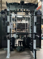 Rack de musculation intégré avec panneaux de rangement latéraux, Lat Pulldown, Low Row, Smith Cable Crosser et deux blocs de poids de 120 kg
