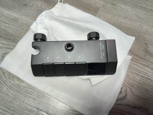 Robinet de baignoire thermostatique mural avec noyau de valve en céramique et ensemble de douche en métal - Product Image 3