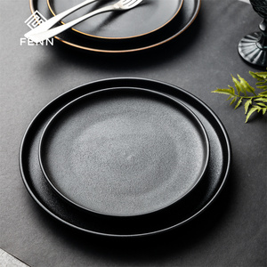 Juego de Platos de Cerámica Esmerilada Negra de 8/10 Pulgadas para Restaurante de Hotel FENN, Platos Redondos de Porcelana para Ensalada y Carne - Product Image 3