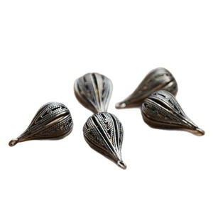 Colgante de lágrima hueca plateada para la elaboración de collares con motivos auspiciosos Z040 - Product Image 4