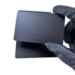 Plaque de carte en acier inoxydable de base de carte en métal noir mat de 0.3mm pour la gravure et la revente de cartes de visite