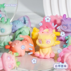 Vendita all'Ingrosso di Autentiche Mini Bambole PlayPlay Dragon Serie Colorata, Adorabili Miniature Trendy in Scatole Sorpresa, Ornamenti Decorativi da Regalo - Product Image 4