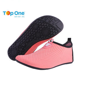 TopOne Aqua chaussures d'eau pieds nus chaussettes de Yoga à séchage rapide chaussures de plage sans lacet pour hommes femmes chaussures de natation - Product Image 2