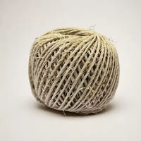 Options de couleurs riches avec une large gamme de longueurs, fil de sisal en fibres naturelles pour les lignes de production artisanales à grande échelle