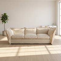 Canapé en bois style Wabi-sabi VONLIVA avec tissu en velours, design mobile trois places pour maisons d'hôtes et villas, sur mesure en ligne droite