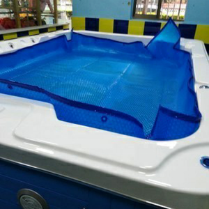 Couverture de <span class=keywords><strong>piscine</strong></span> protectrice 400 <span class=keywords><strong>microns</strong></span> <span class=keywords><strong>bulle</strong></span> bleue grandes piscines à couverture solaire flottantes pour <span class=keywords><strong>piscine</strong></span> souterraine - Product Image 4