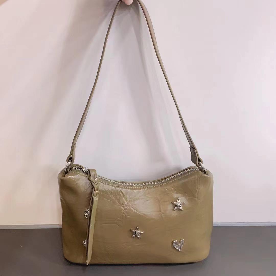 โกลเด้น